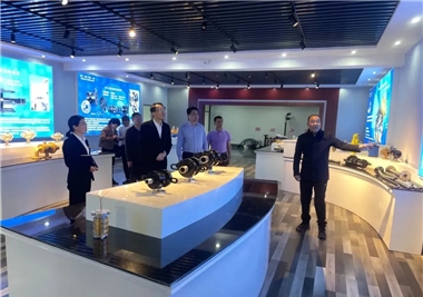 �˱����˴�ί�ḱ���θ�����һ�й��ٱ��Ρ�����(�й���)�ٷ���վ�����쵼